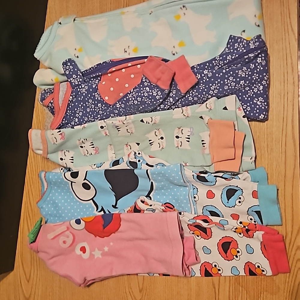 (3/$15) 3 Sets of Toddler Jammies